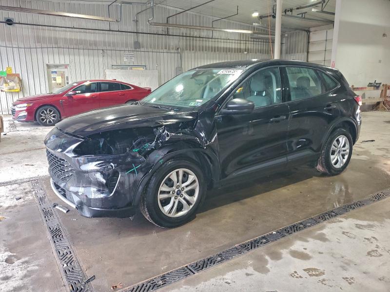 Global Auto Auctions: 2021 FORD ESCAPE S