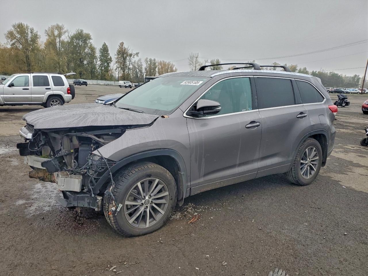 TOYOTA HIGHLANDER SE