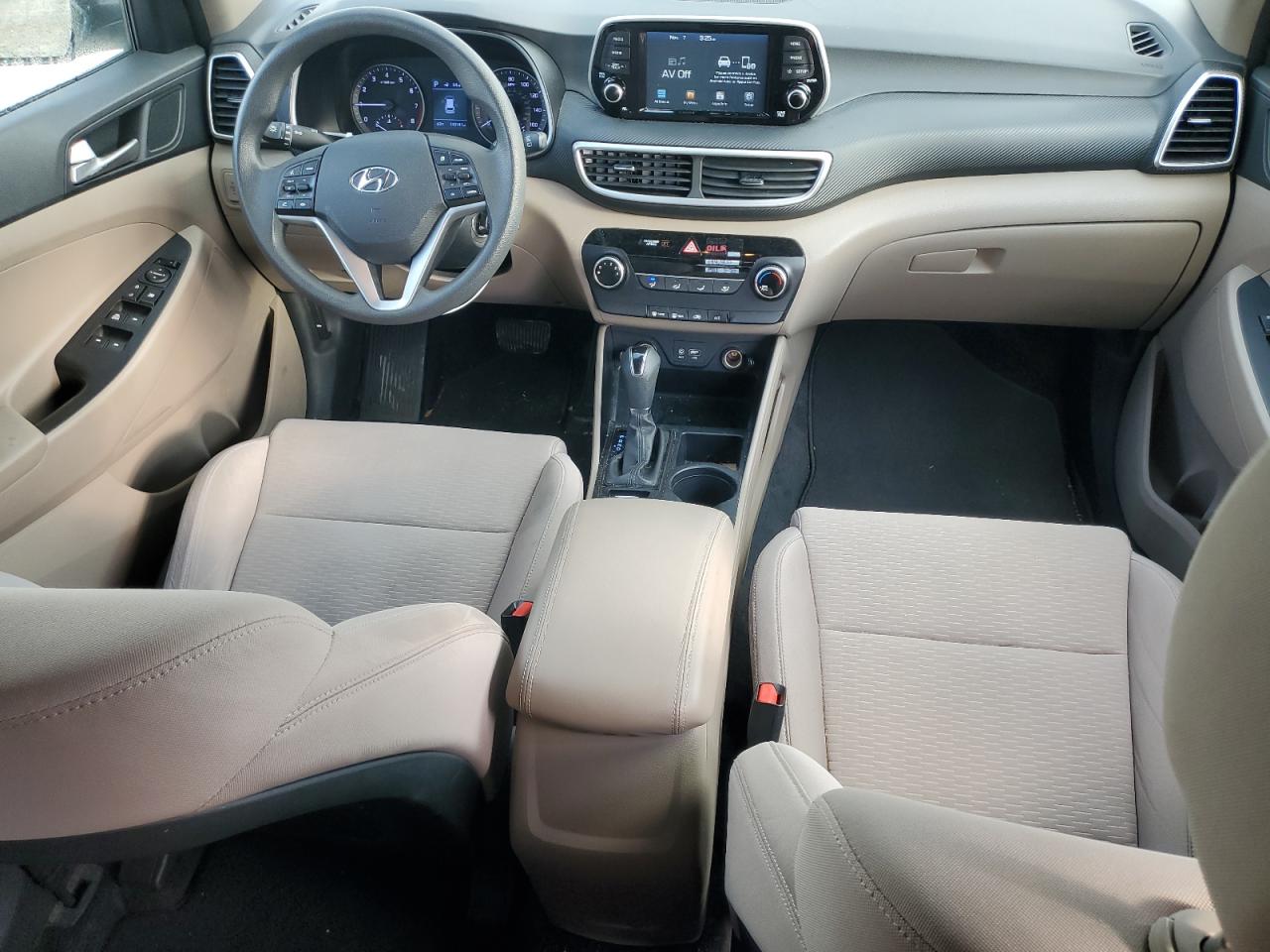 HYUNDAI TUCSON SE