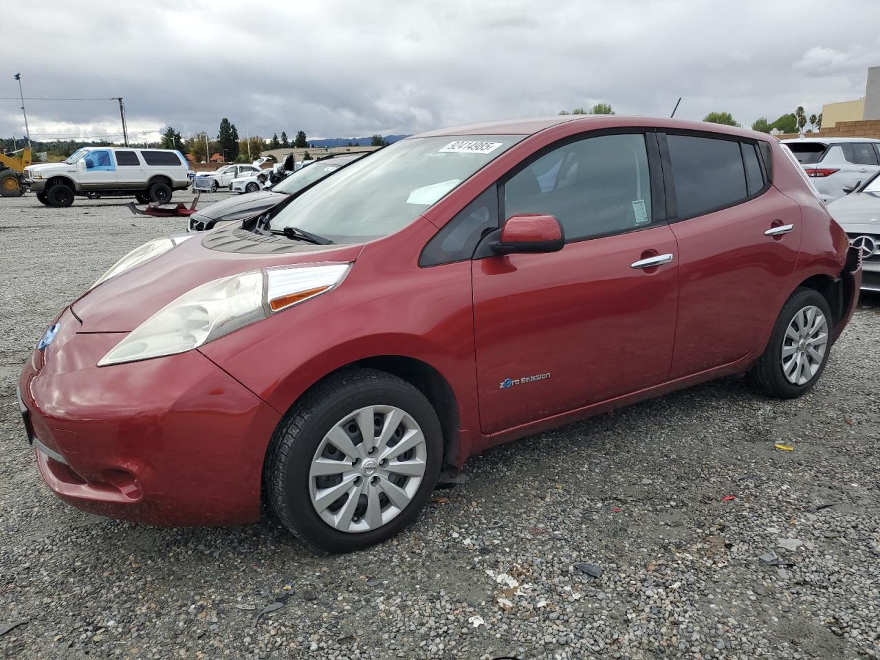 NISSAN LEAF S