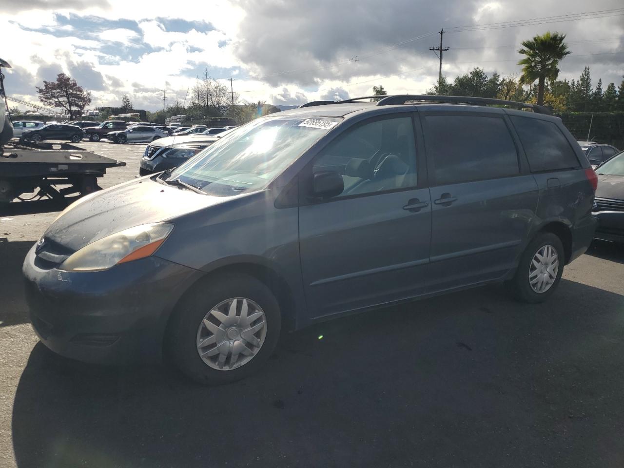 Lot #3290345810 2008 TOYOTA SIENNA CE