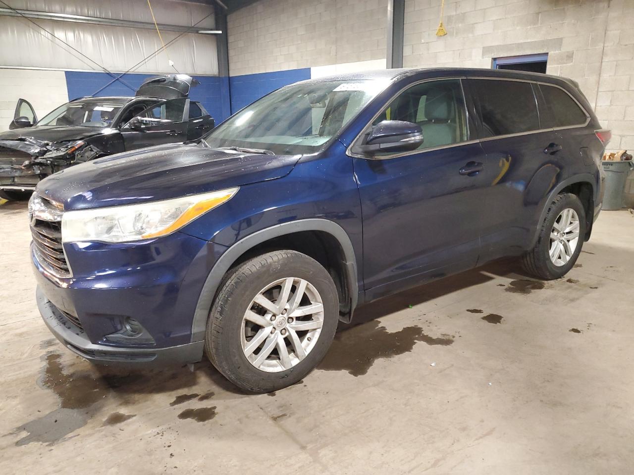 TOYOTA HIGHLANDER LE