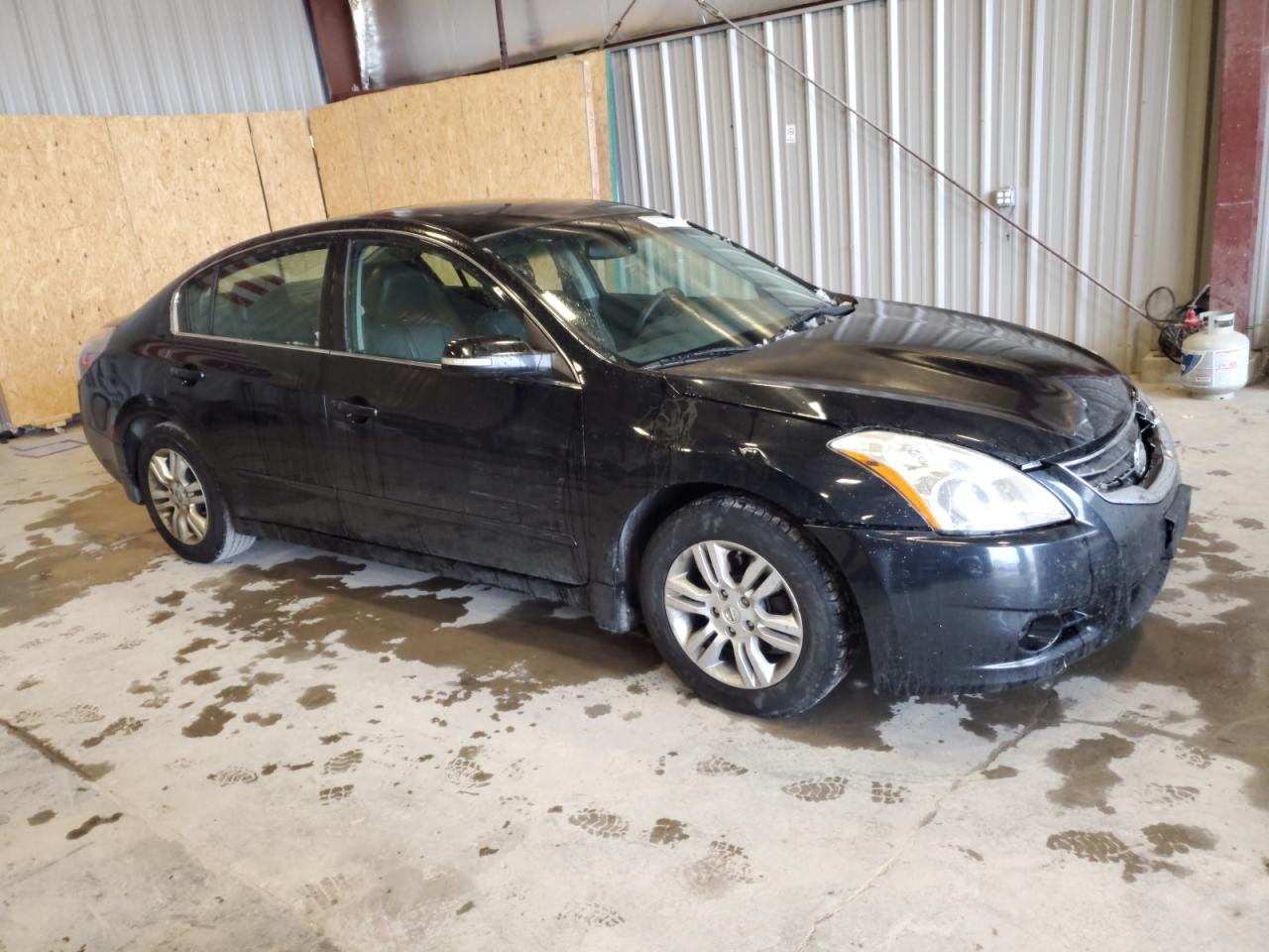 NISSAN ALTIMA BASE