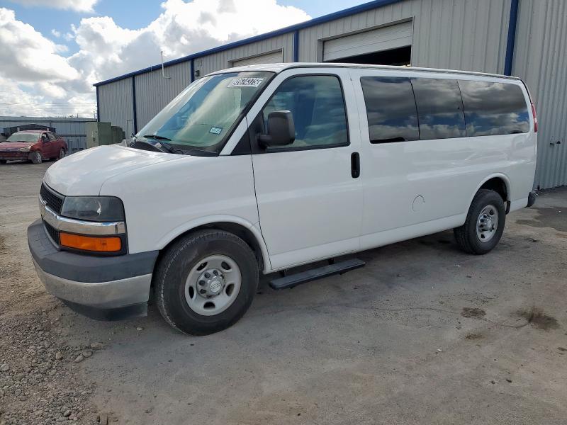 Global Auto Auctions: 2017 CHEVROLET EXPRESS G2