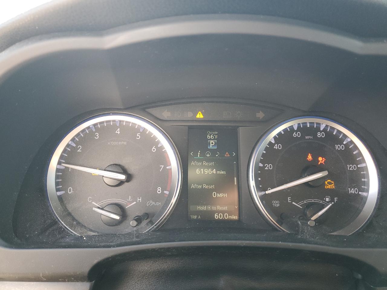 TOYOTA HIGHLANDER XLE