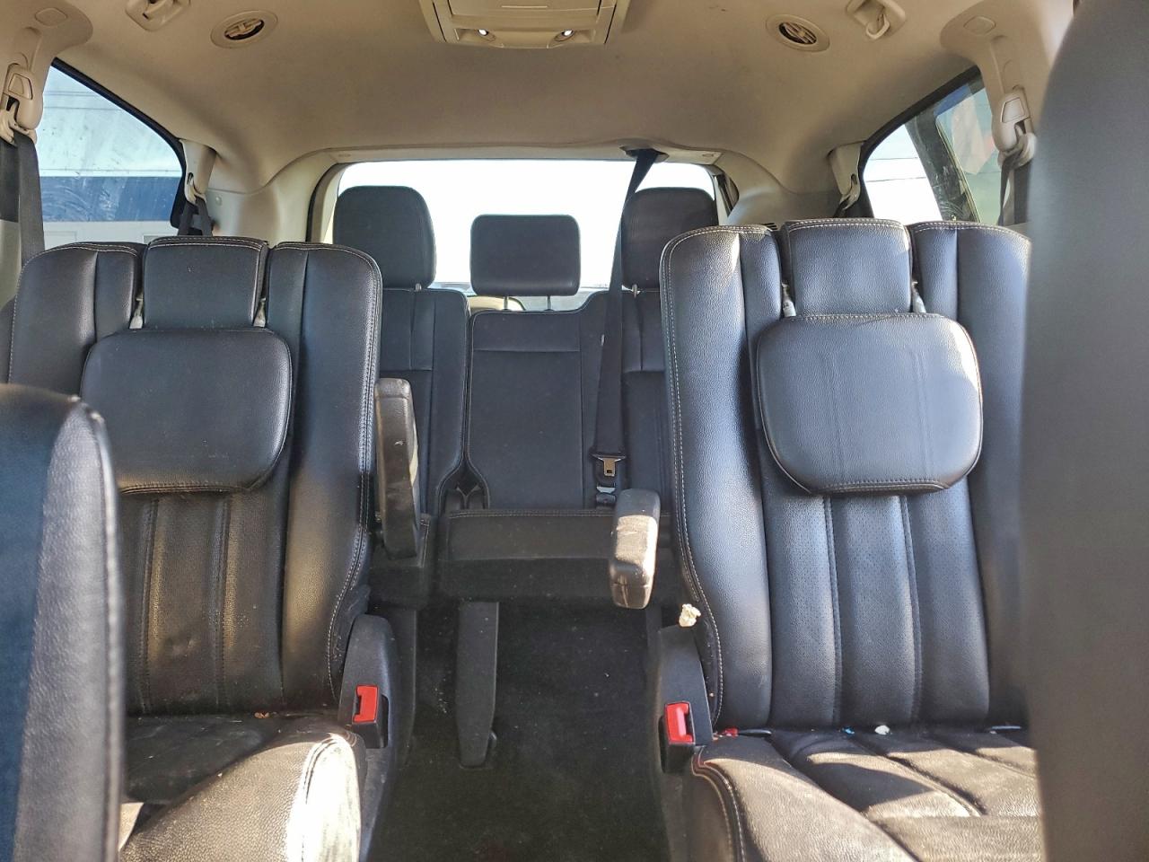 CHRYSLER TOWN & COUNTRY TOURING