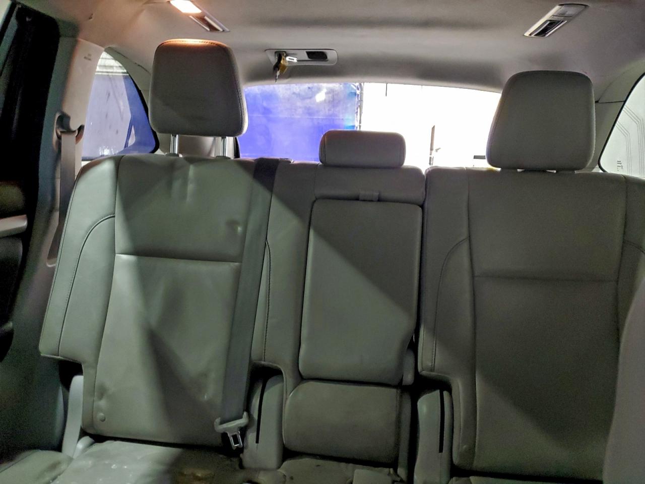 TOYOTA HIGHLANDER XLE