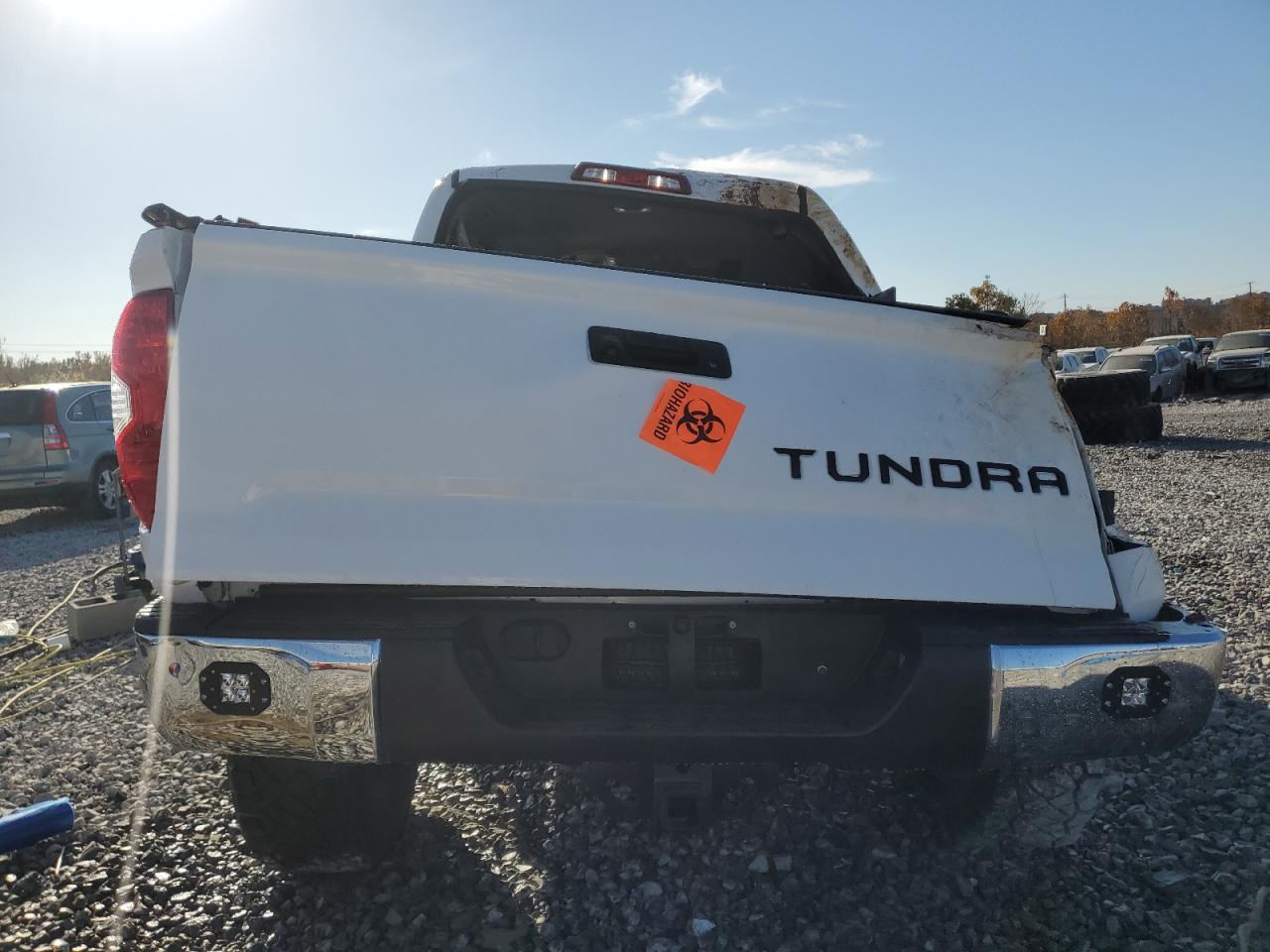 TOYOTA TUNDRA CREWMAX SR5