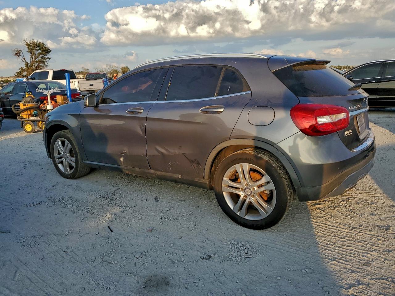 MERCEDES-BENZ GLA-CLASS 250 4MATIC