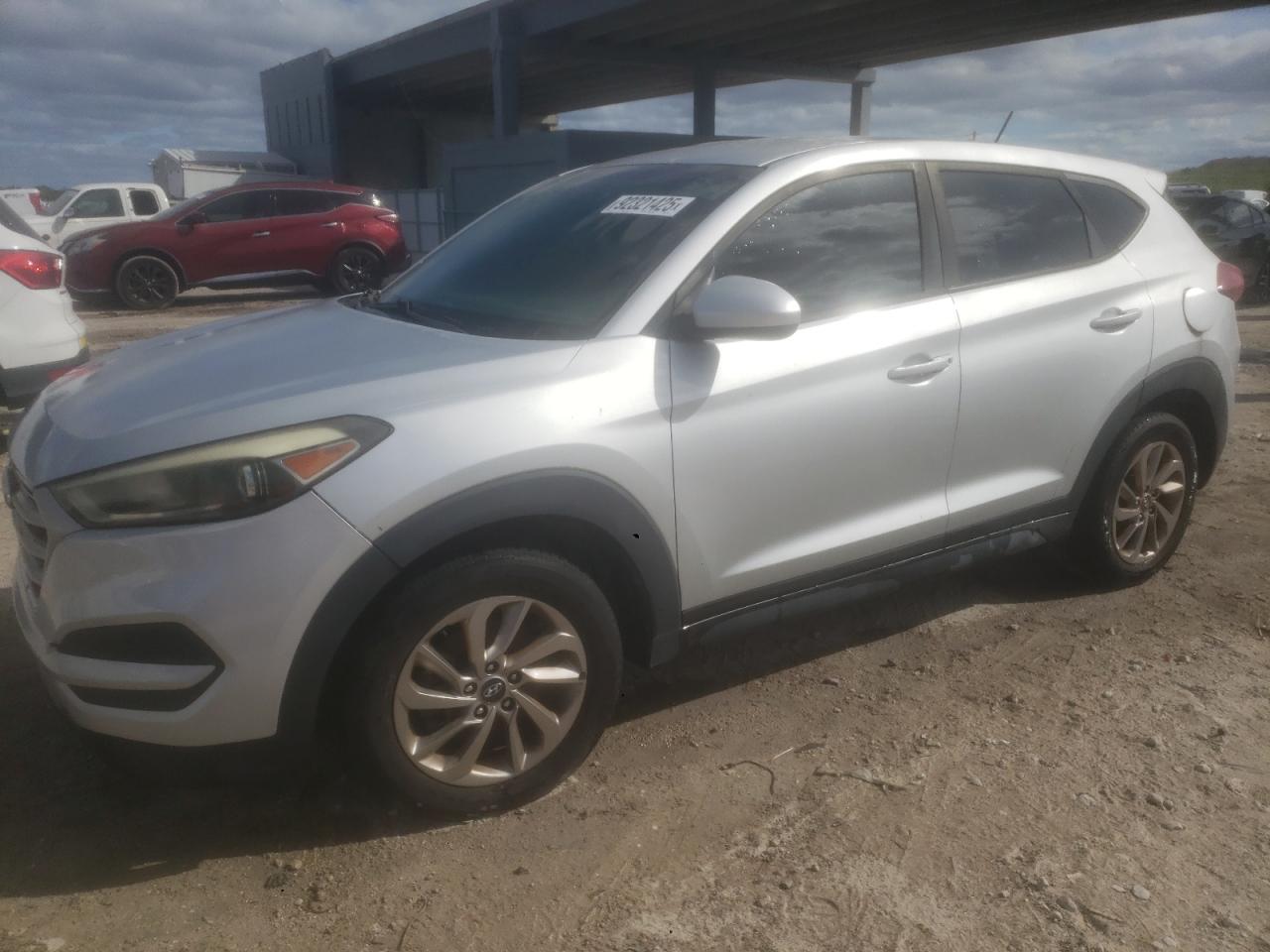 HYUNDAI TUCSON SE