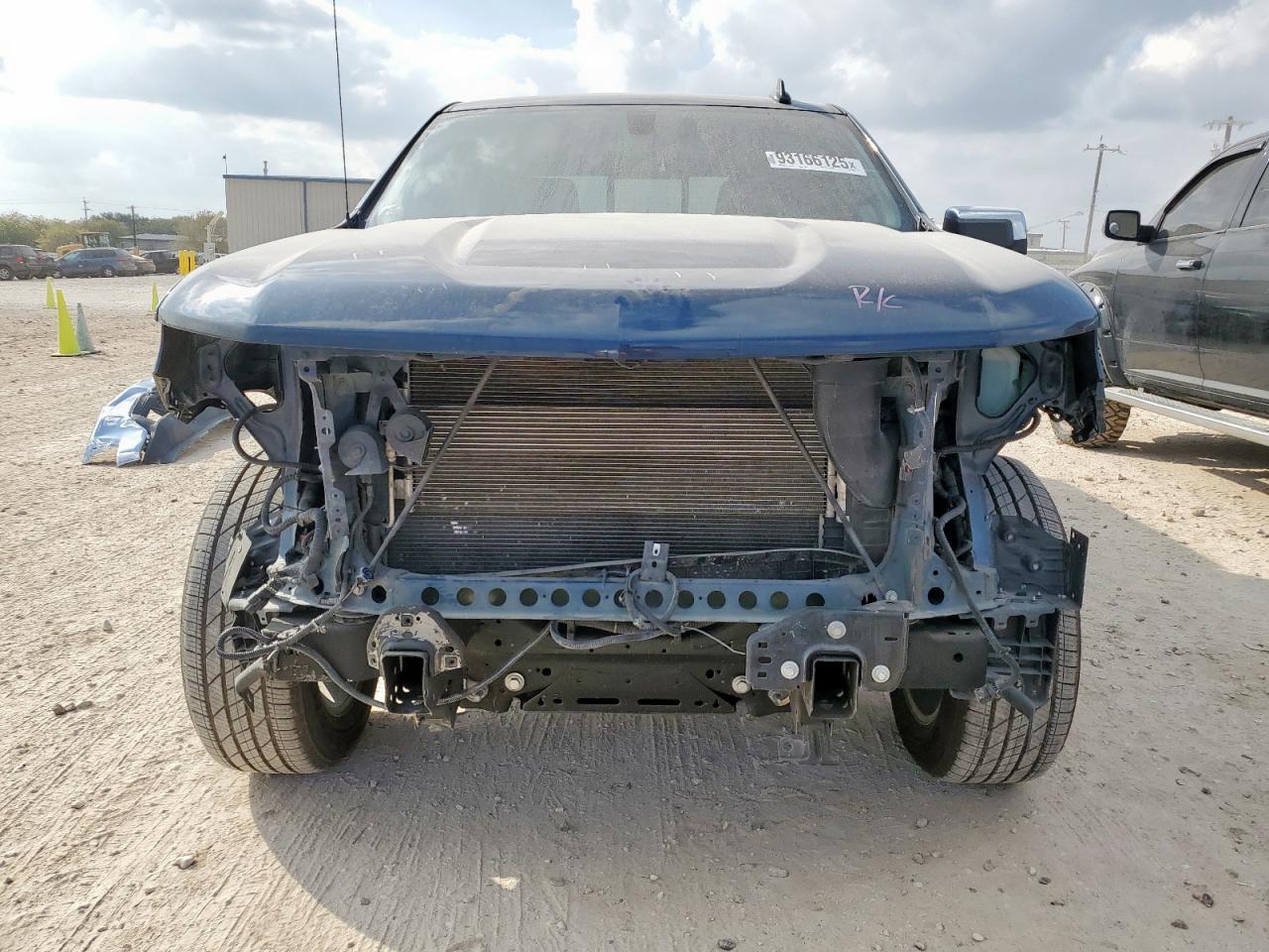 CHEVROLET SILVERADO C1500 LT