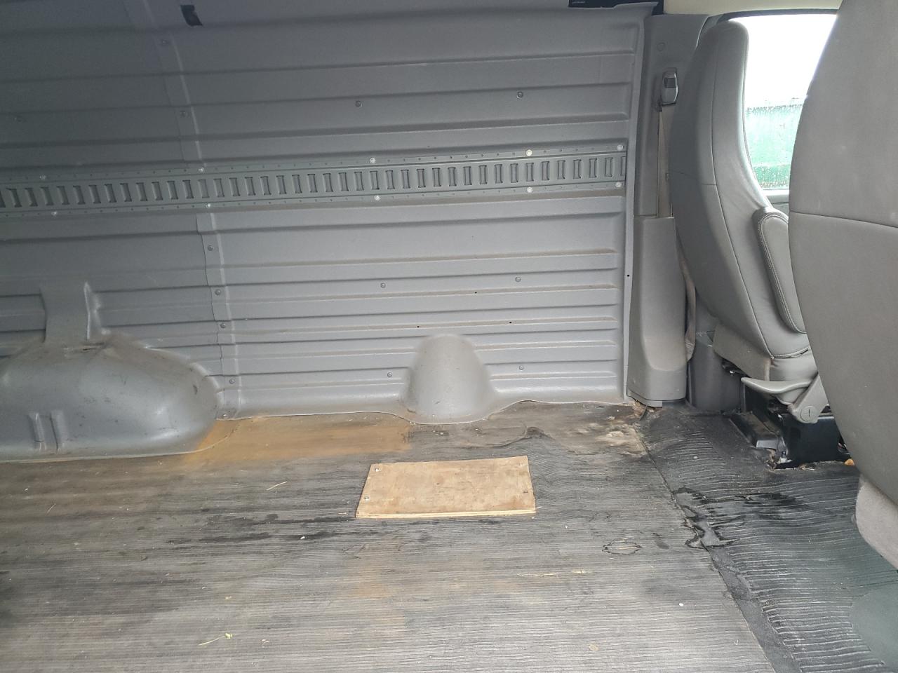 CHEVROLET EXPRESS G2