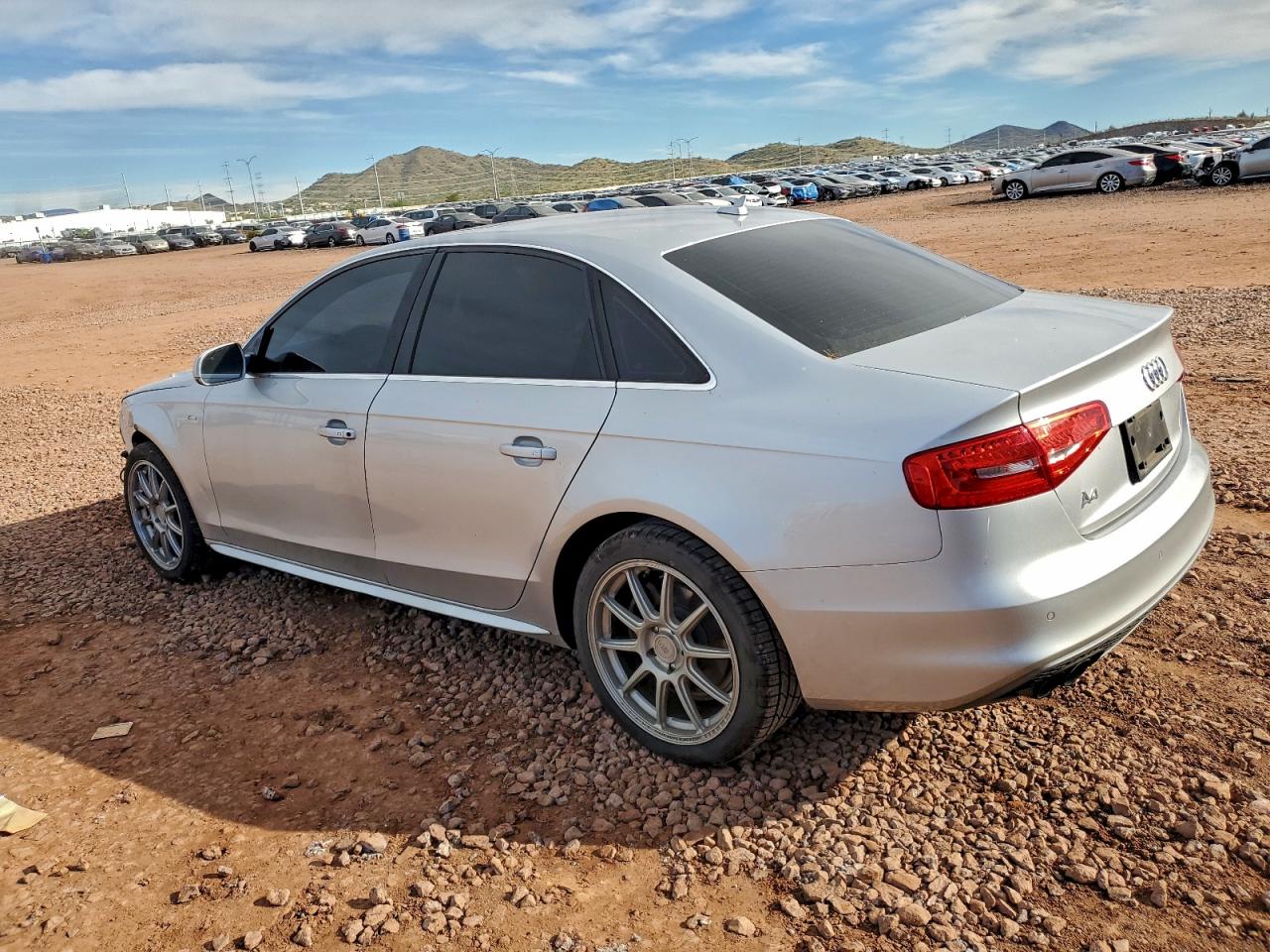 AUDI A4 PREMIUM PLUS