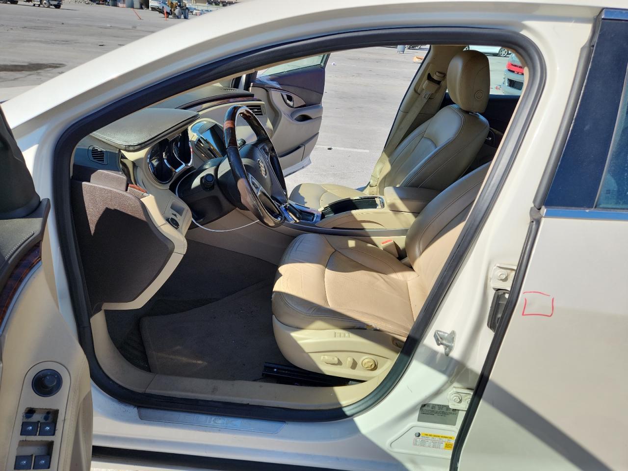 BUICK LACROSSE PREMIUM