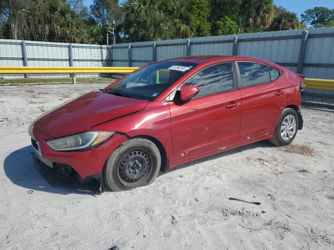 Lot #3302843900 2017 HYUNDAI ELANTRA