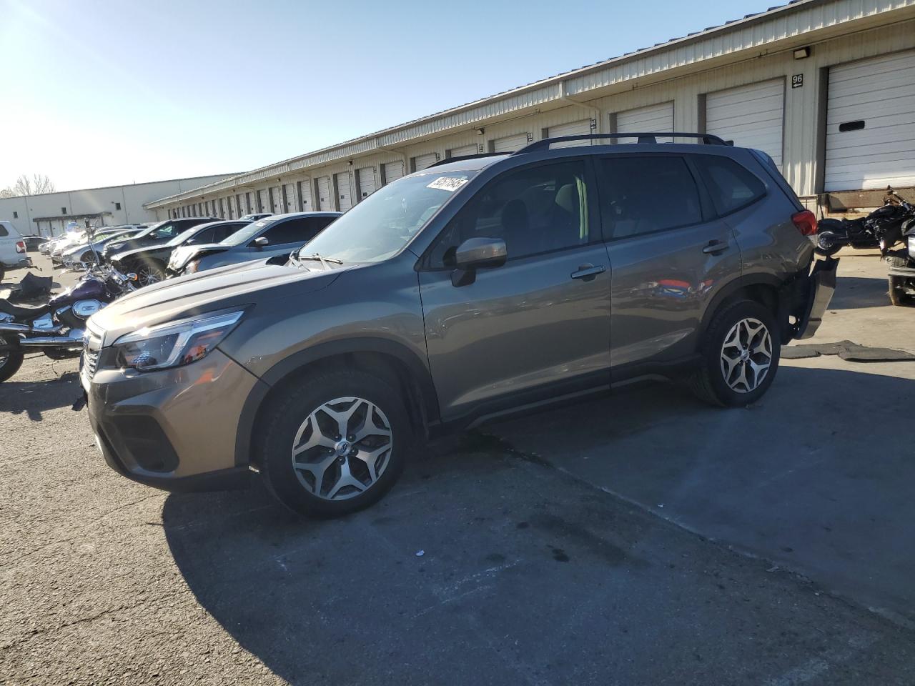 SUBARU FORESTER PREMIUM
