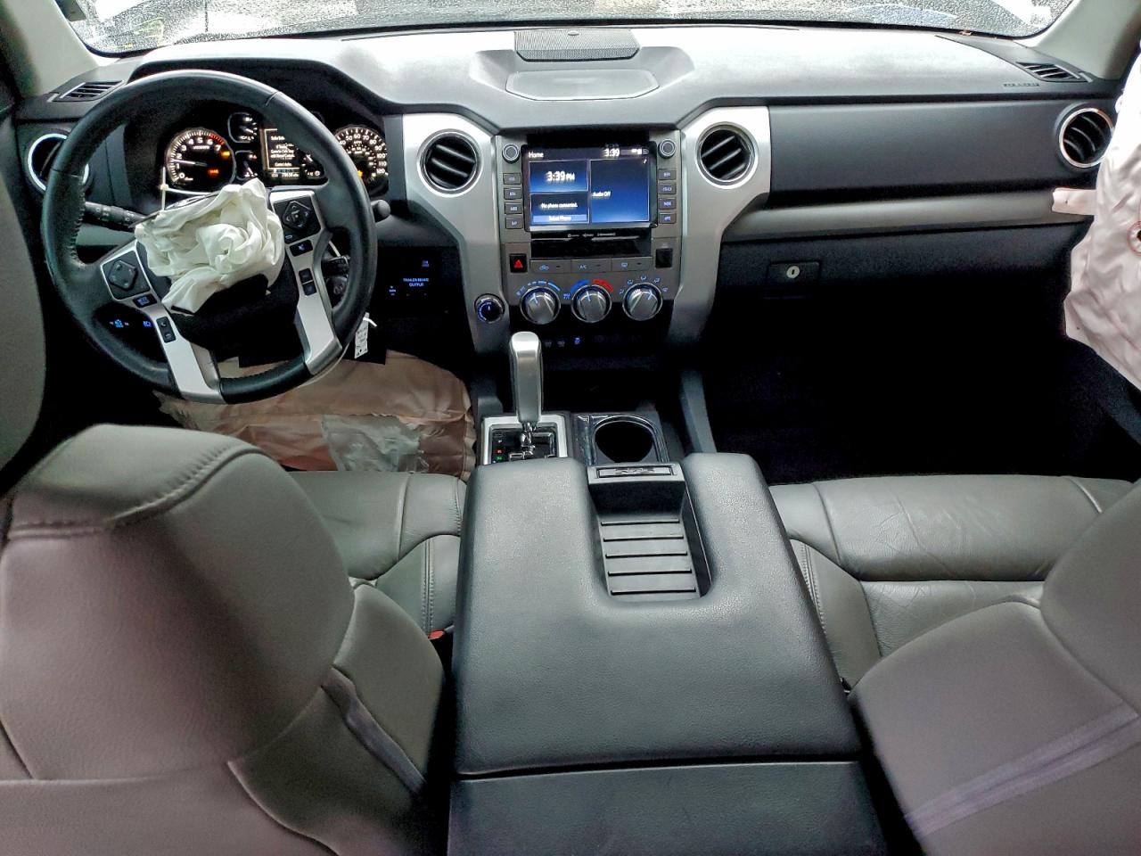 TOYOTA TUNDRA CREWMAX SR5