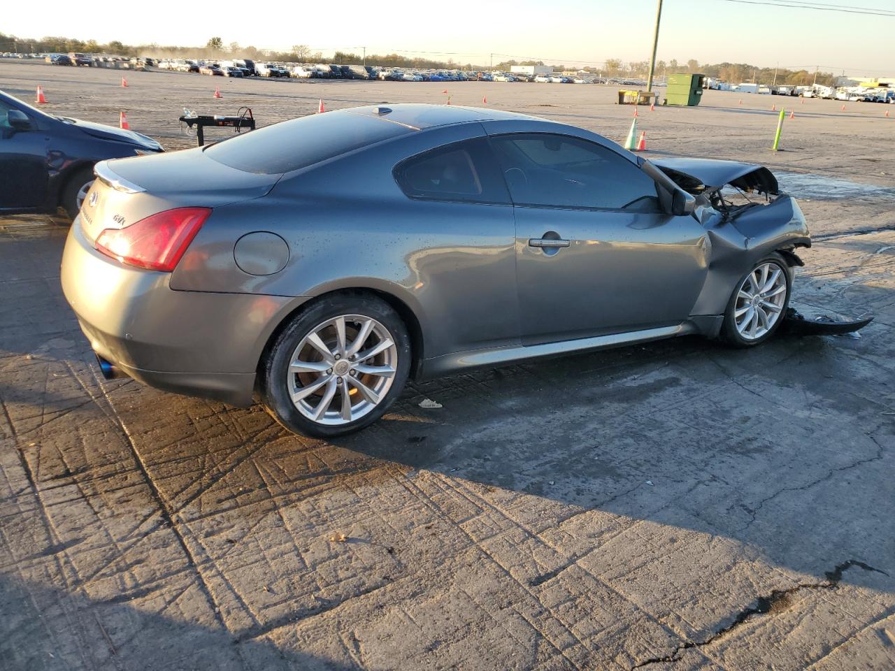 INFINITI G37