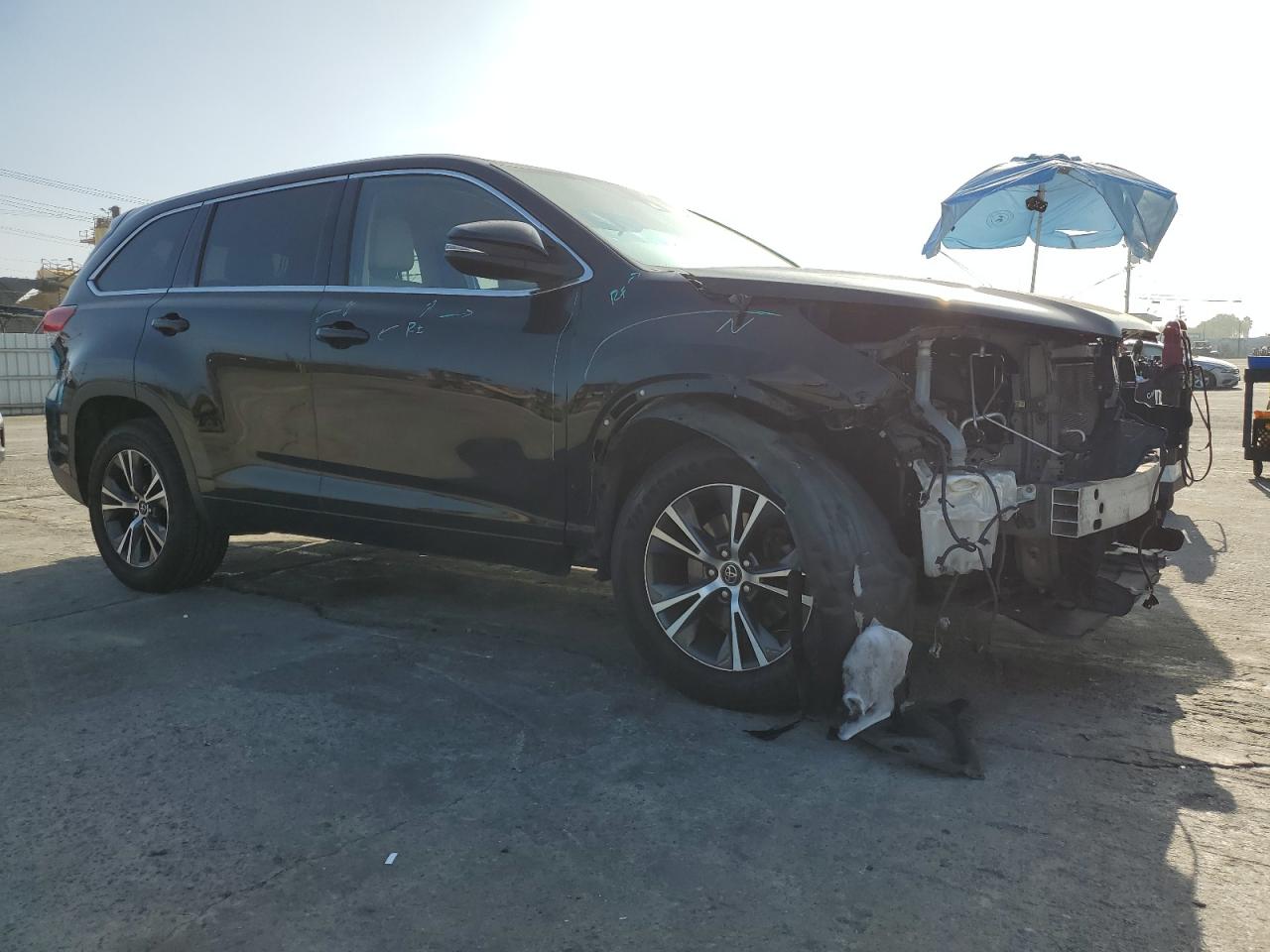 TOYOTA HIGHLANDER LE