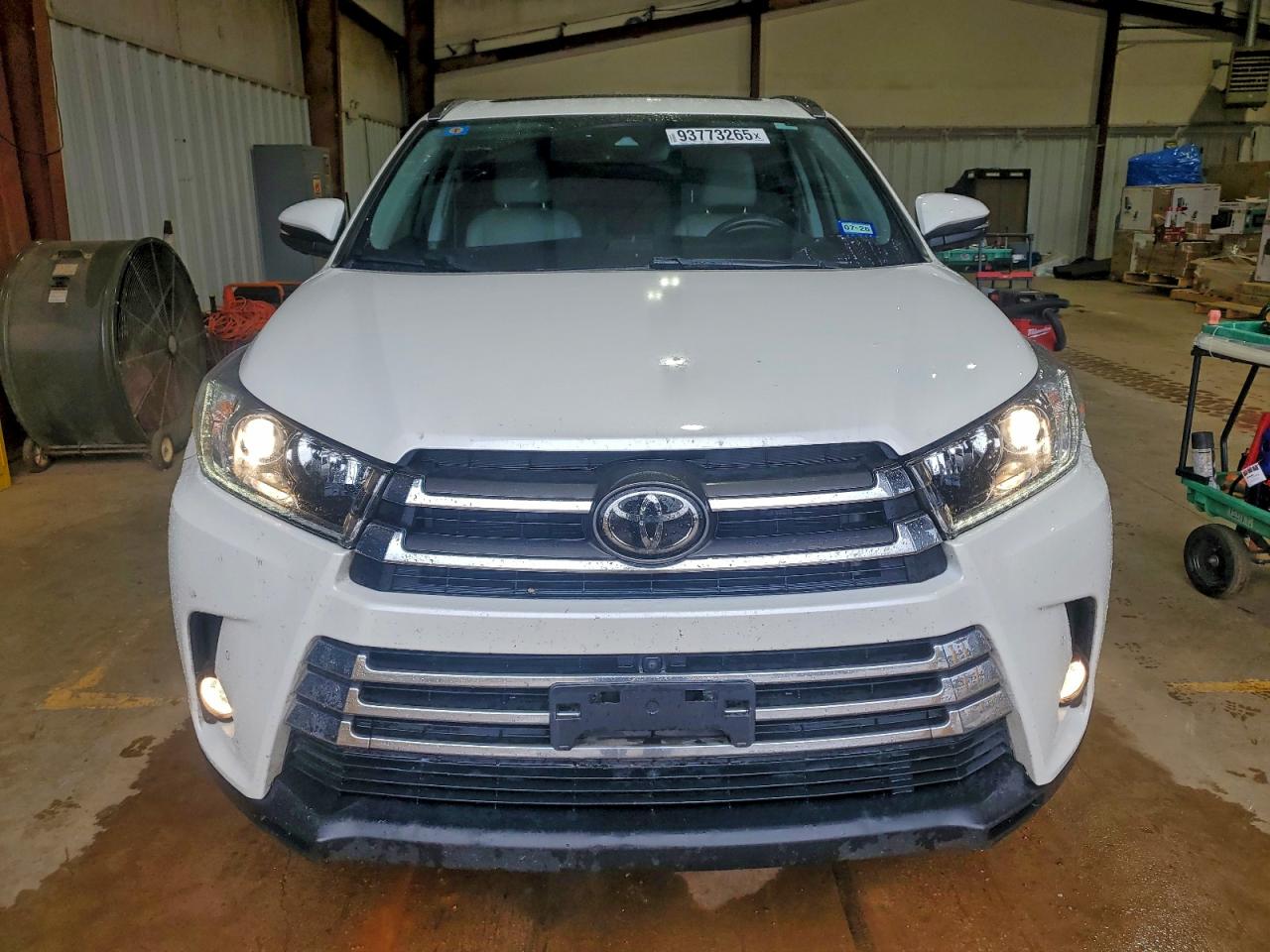 TOYOTA HIGHLANDER LIMITED