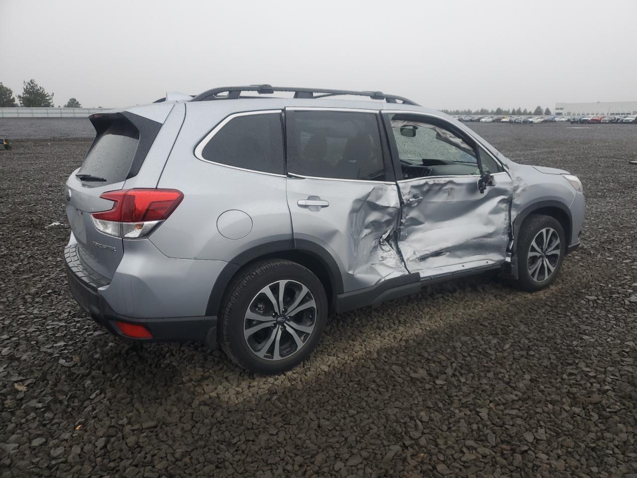 SUBARU FORESTER LIMITED