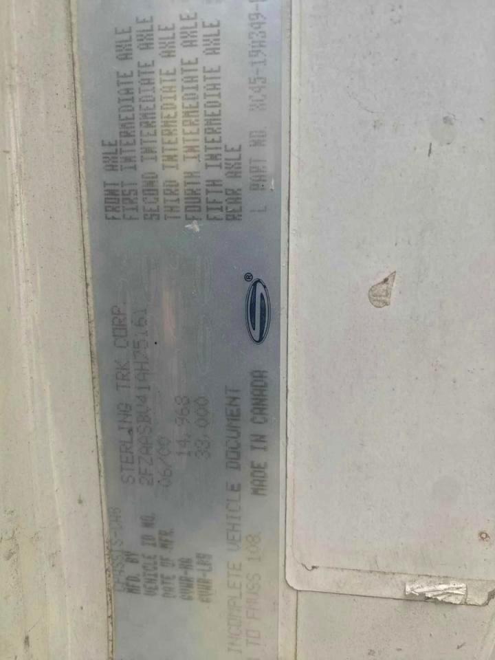 Lot #3296928857 2001 STERLING TRUCK L 7500