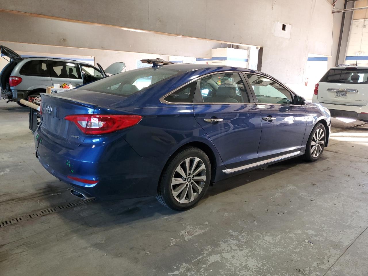 HYUNDAI SONATA SPORT