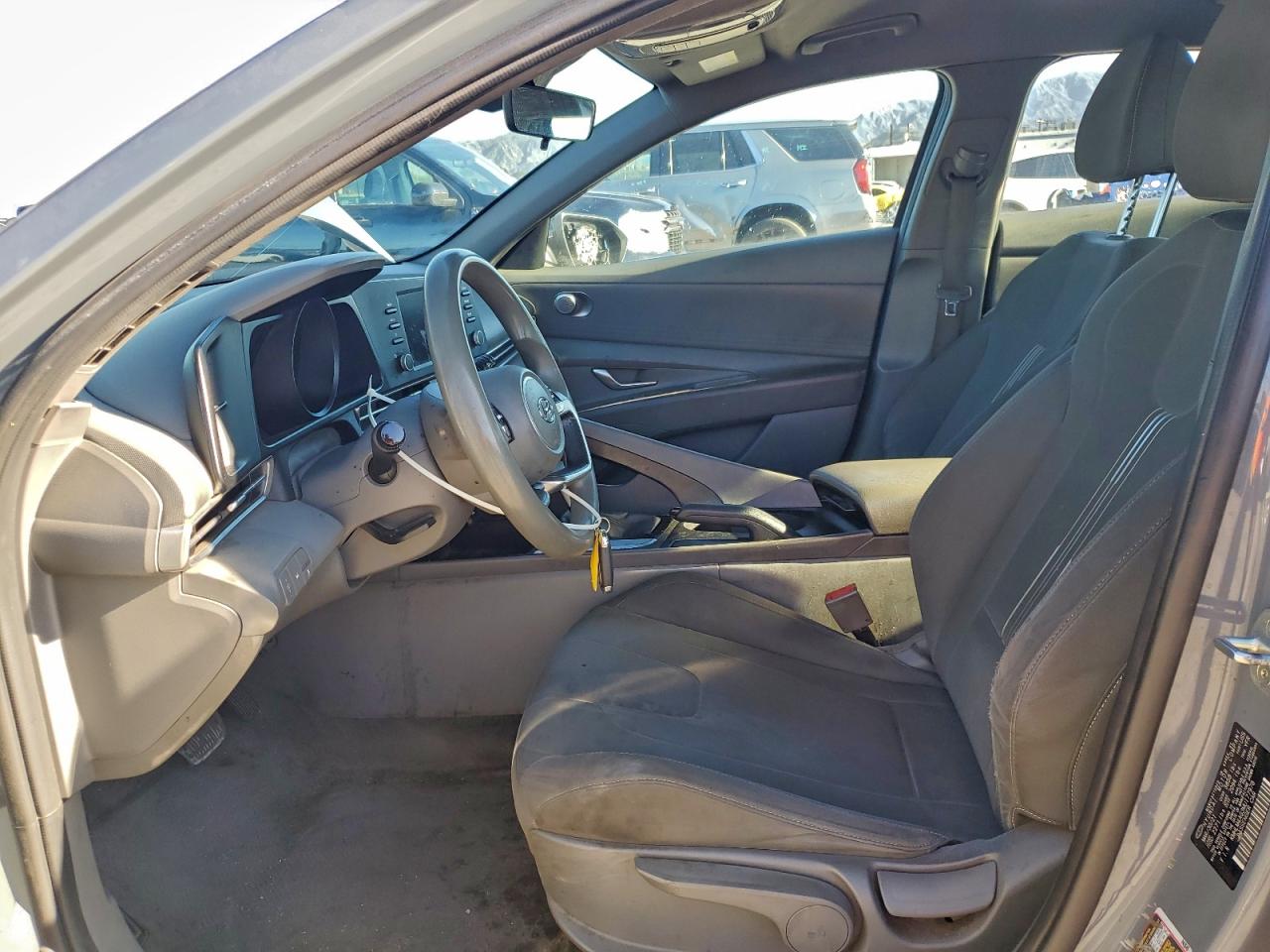 Lot #3302740025 2021 HYUNDAI ELANTRA SE