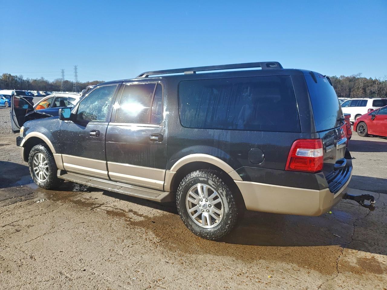 FORD EXPEDITION EL XLT