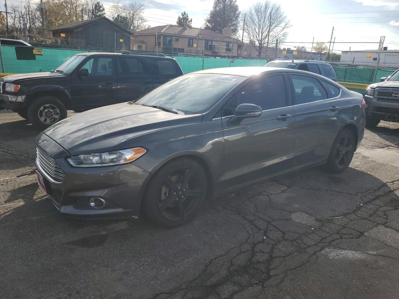 FORD FUSION SE
