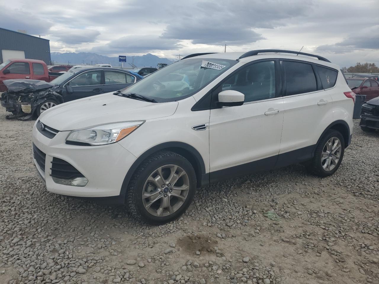 FORD ESCAPE SE