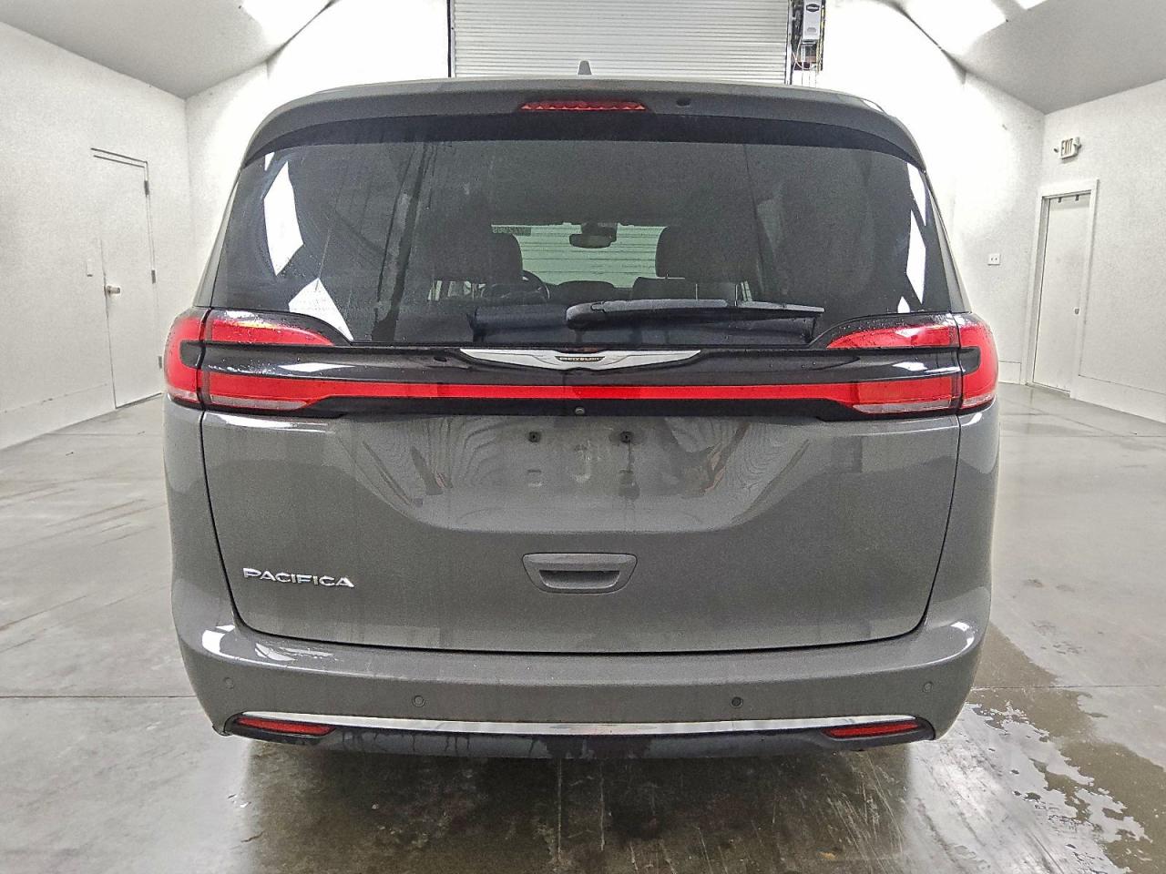 CHRYSLER PACIFICA TOURING L