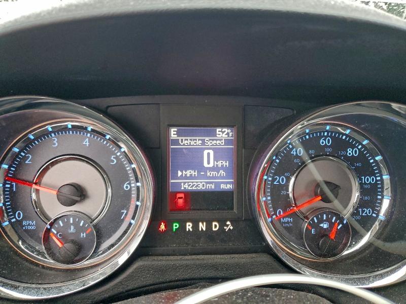 2016 CHRYSLER TOWN & COU #3301605747