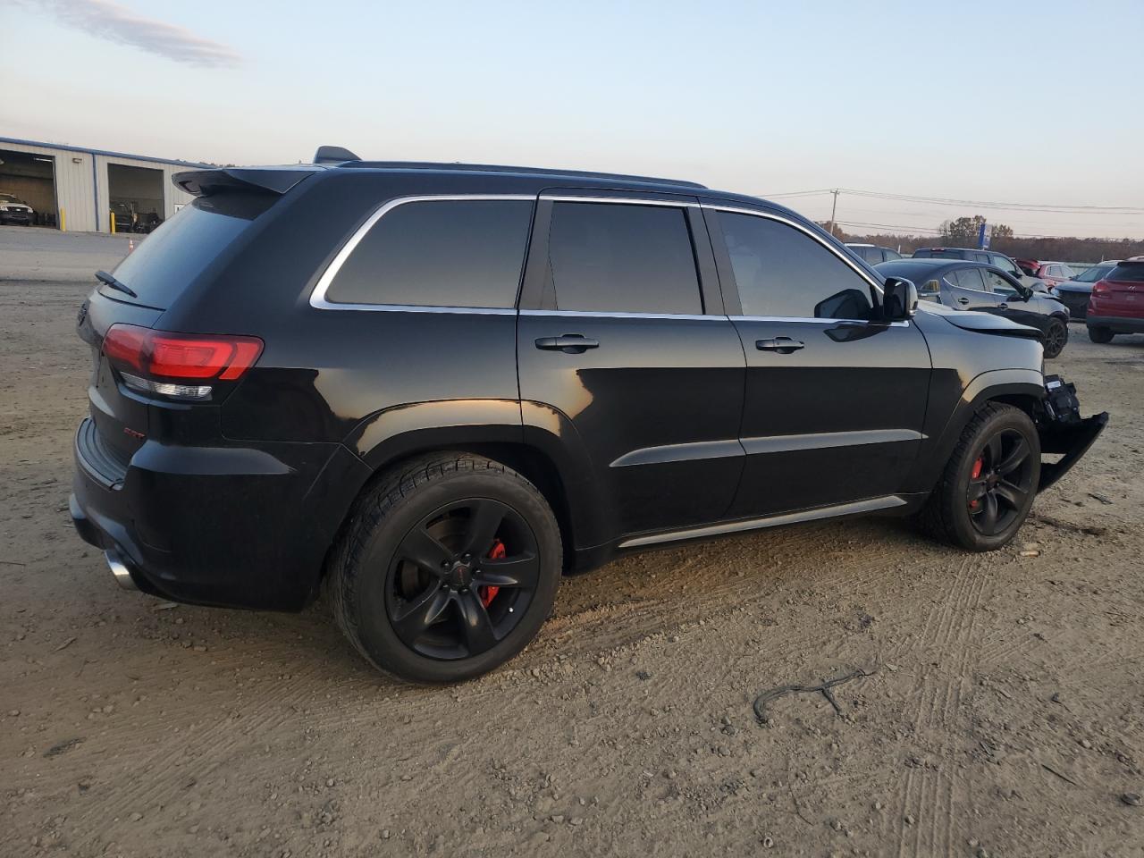 JEEP GRAND CHEROKEE SRT-8