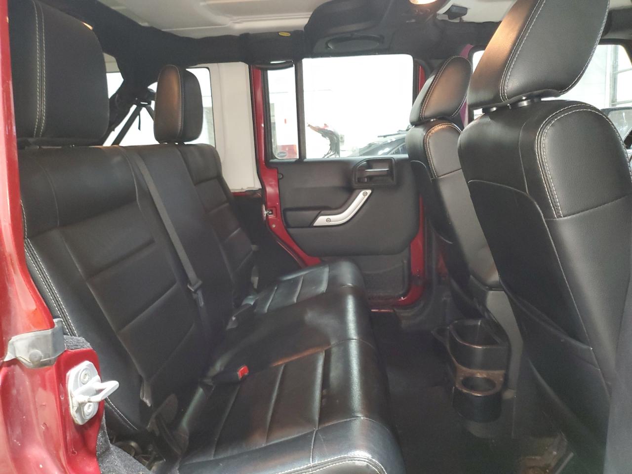 JEEP WRANGLER SAHARA