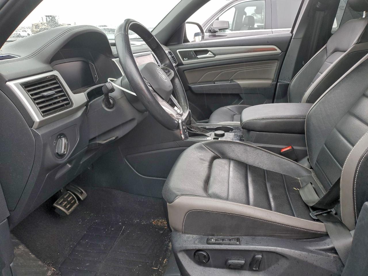 Lot #3316745405 2021 VOLKSWAGEN ATLAS CROS