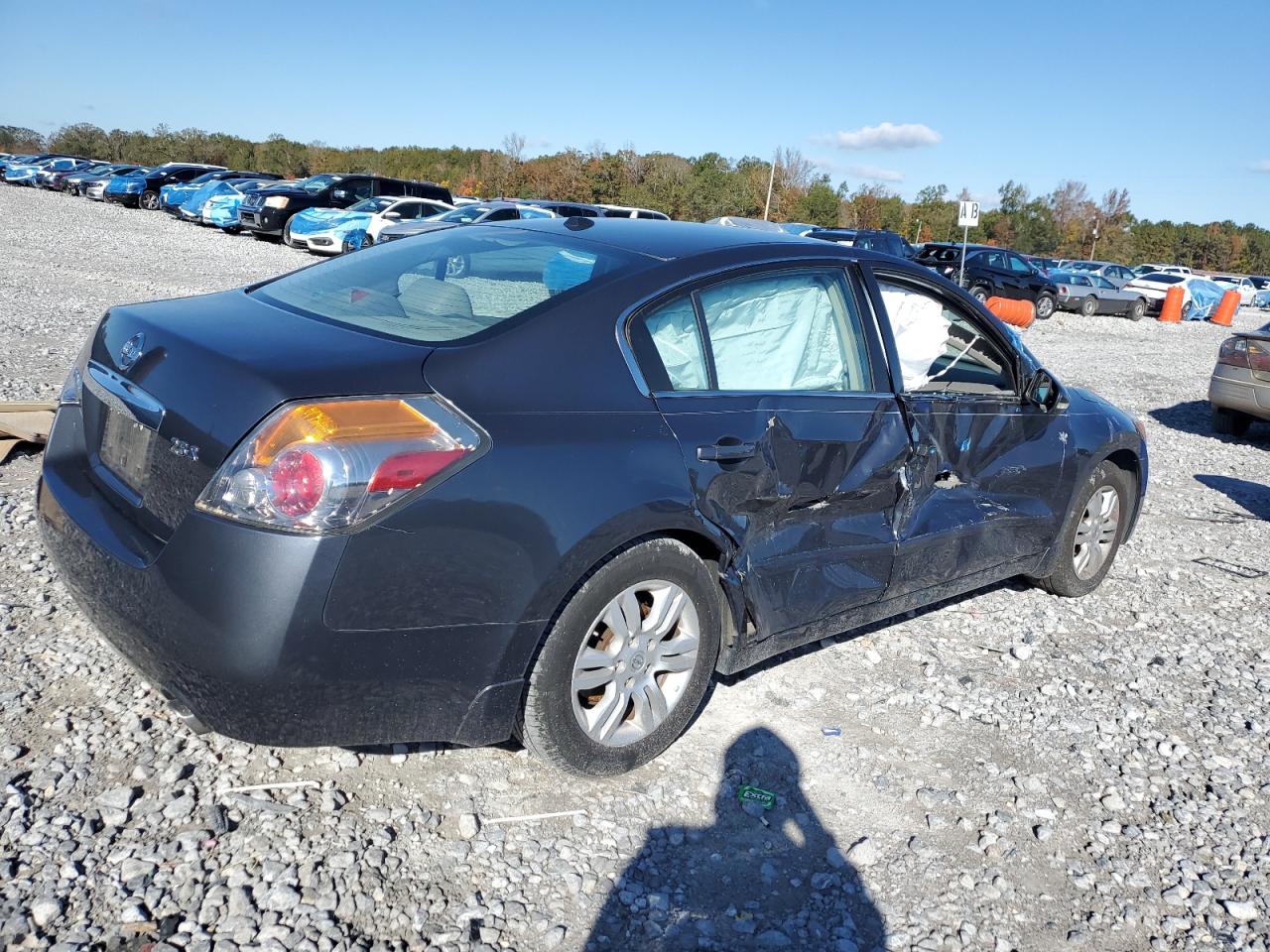 NISSAN ALTIMA BASE