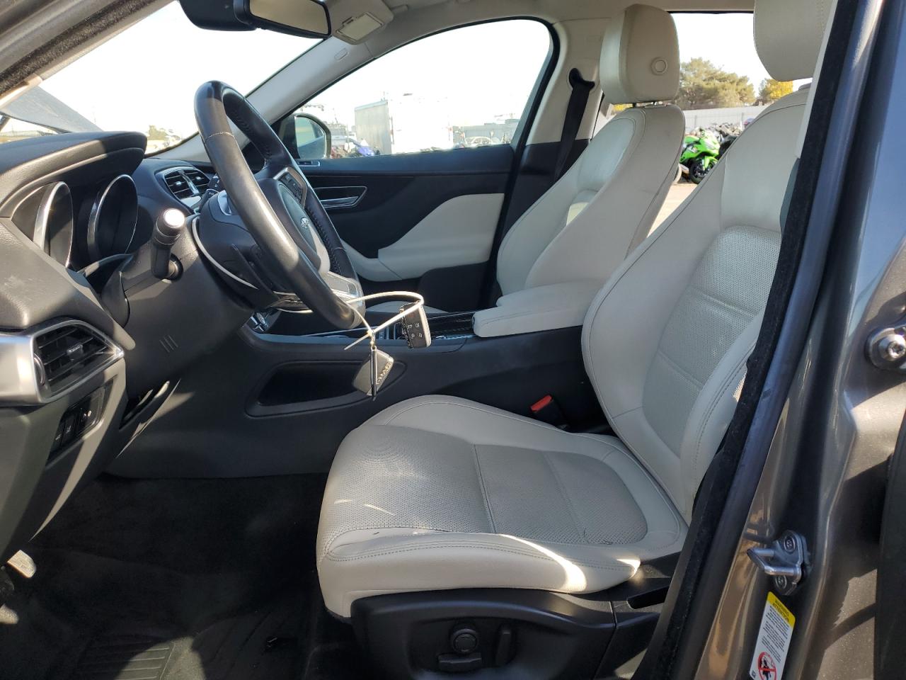 JAGUAR F-PACE PRESTIGE