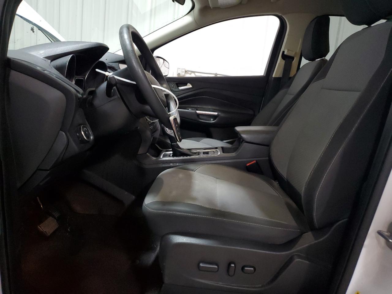 Lot #3301986494 2019 FORD ESCAPE SE