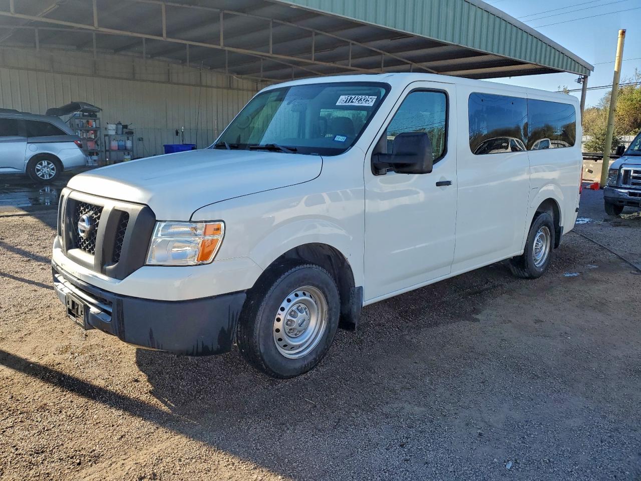 NISSAN NV3500 3500 S