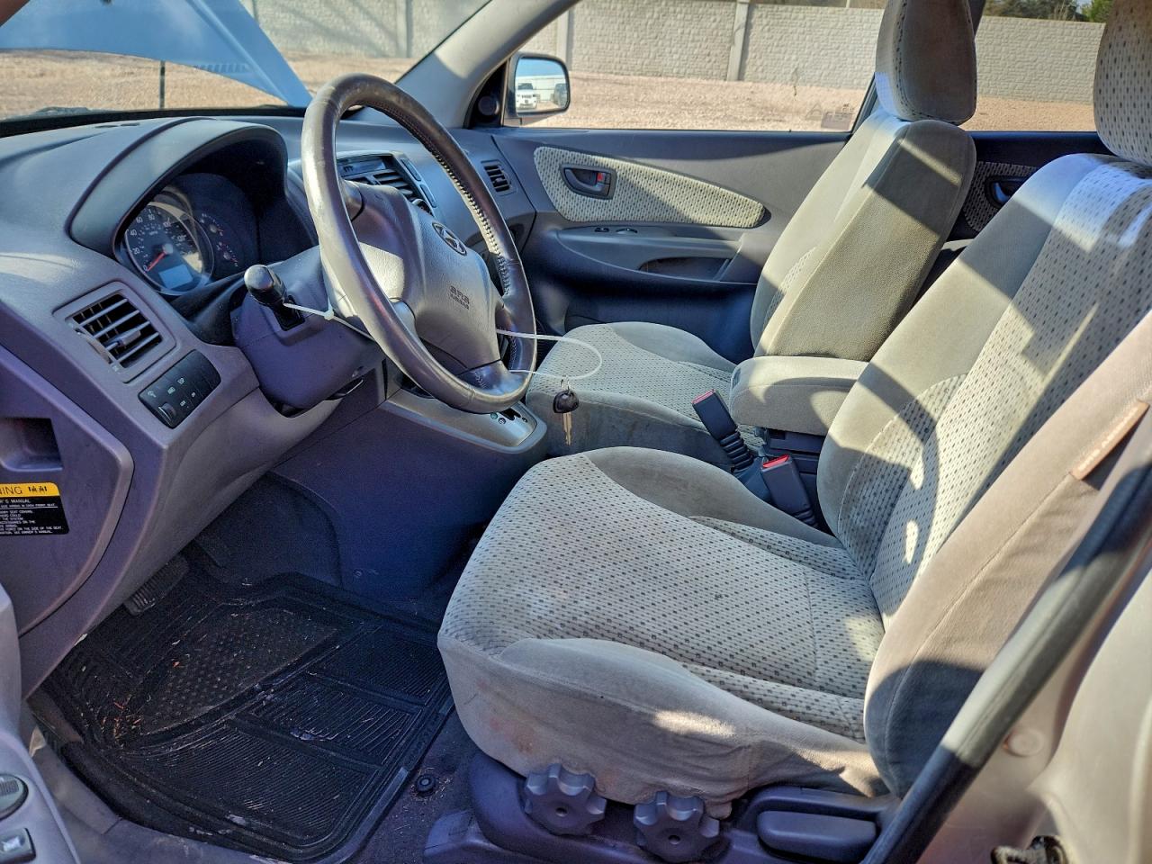 Lot #3301869002 2005 HYUNDAI TUCSON GLS