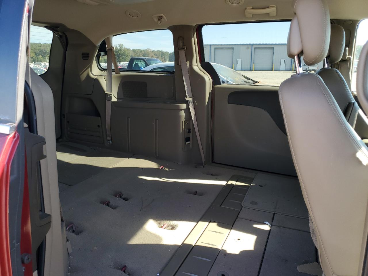 CHRYSLER TOWN & COUNTRY TOURING