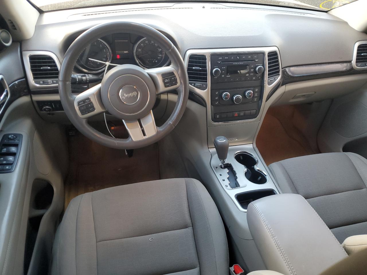 JEEP GRAND CHEROKEE LAREDO