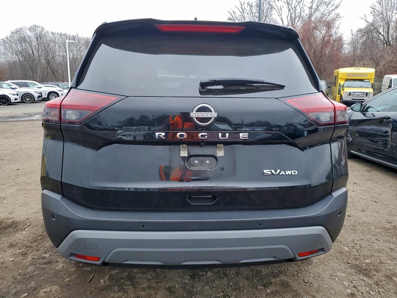 NISSAN ROGUE SV