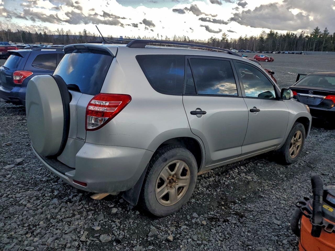 TOYOTA RAV4