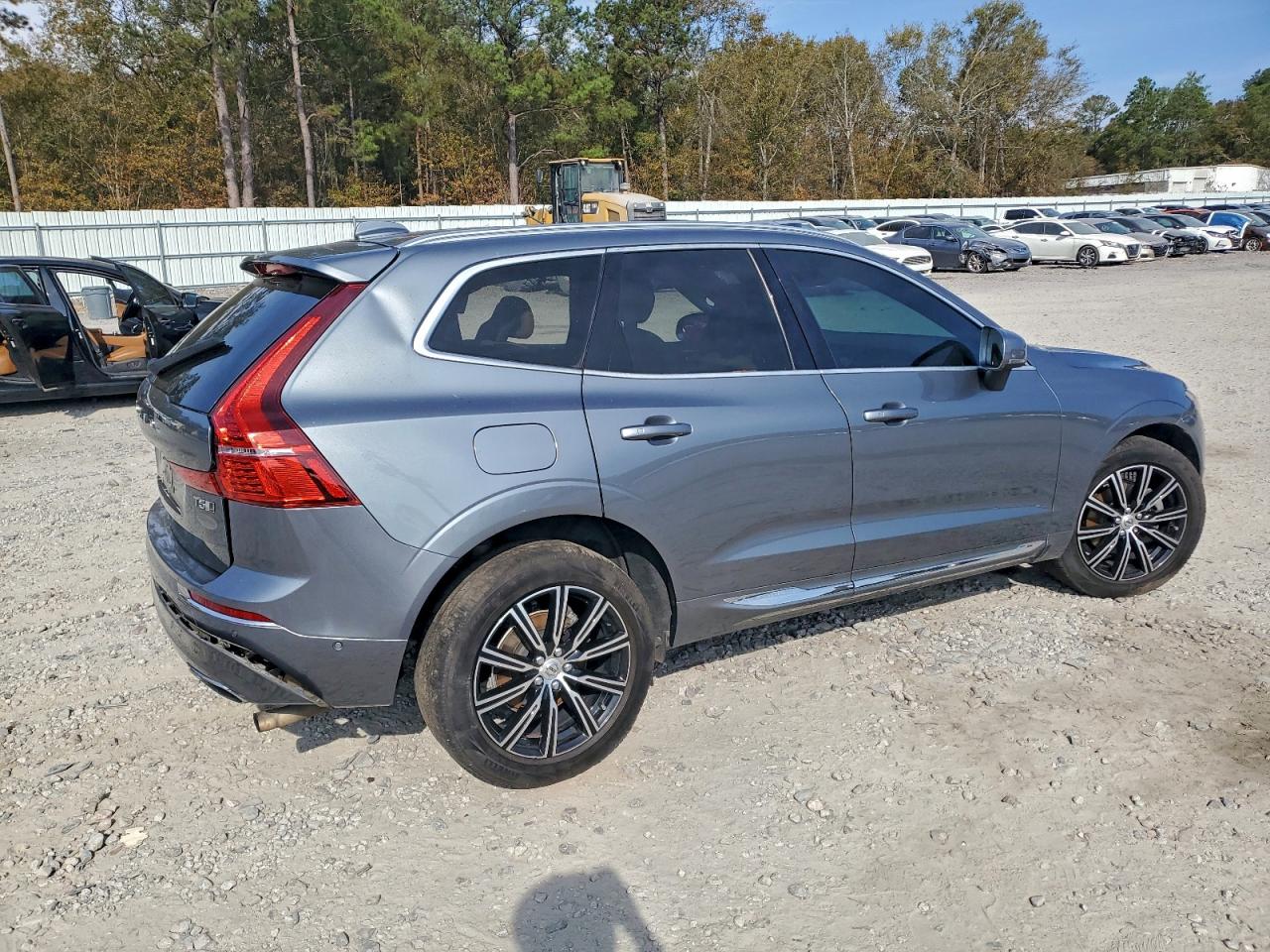VOLVO XC60 T5 INSCRIPTION