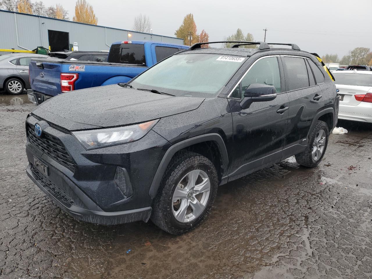 TOYOTA RAV4 LE