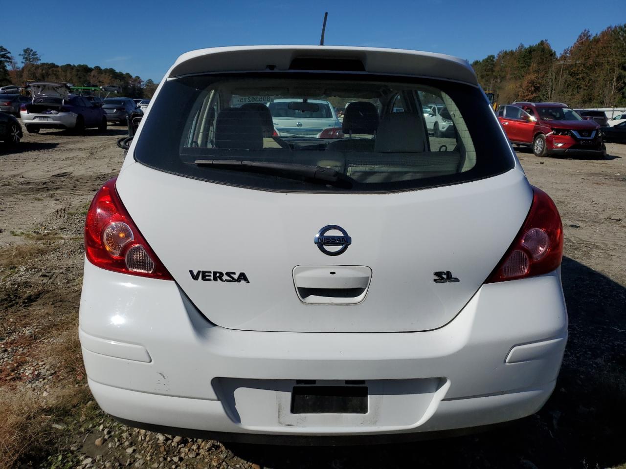 NISSAN VERSA S