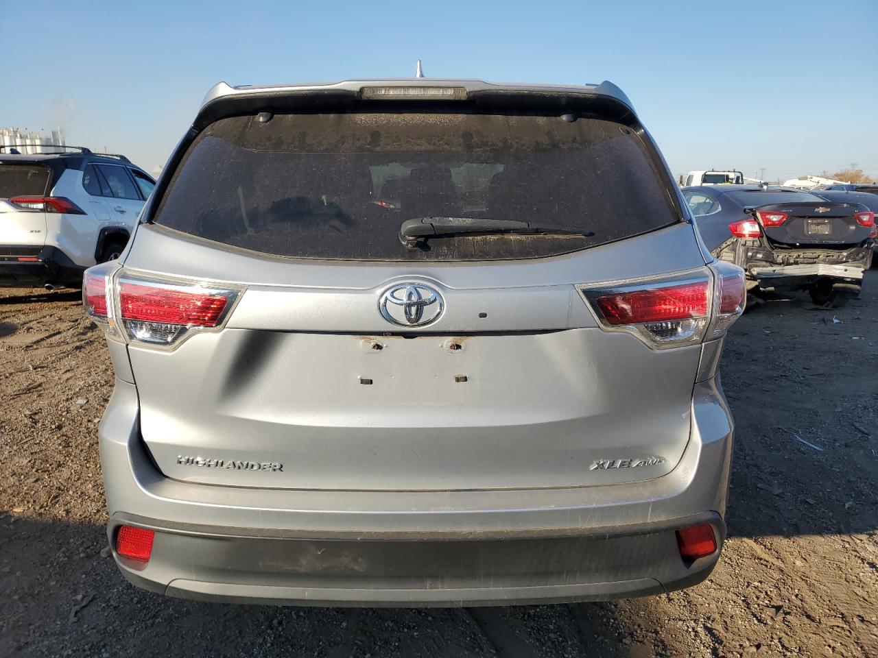TOYOTA HIGHLANDER XLE
