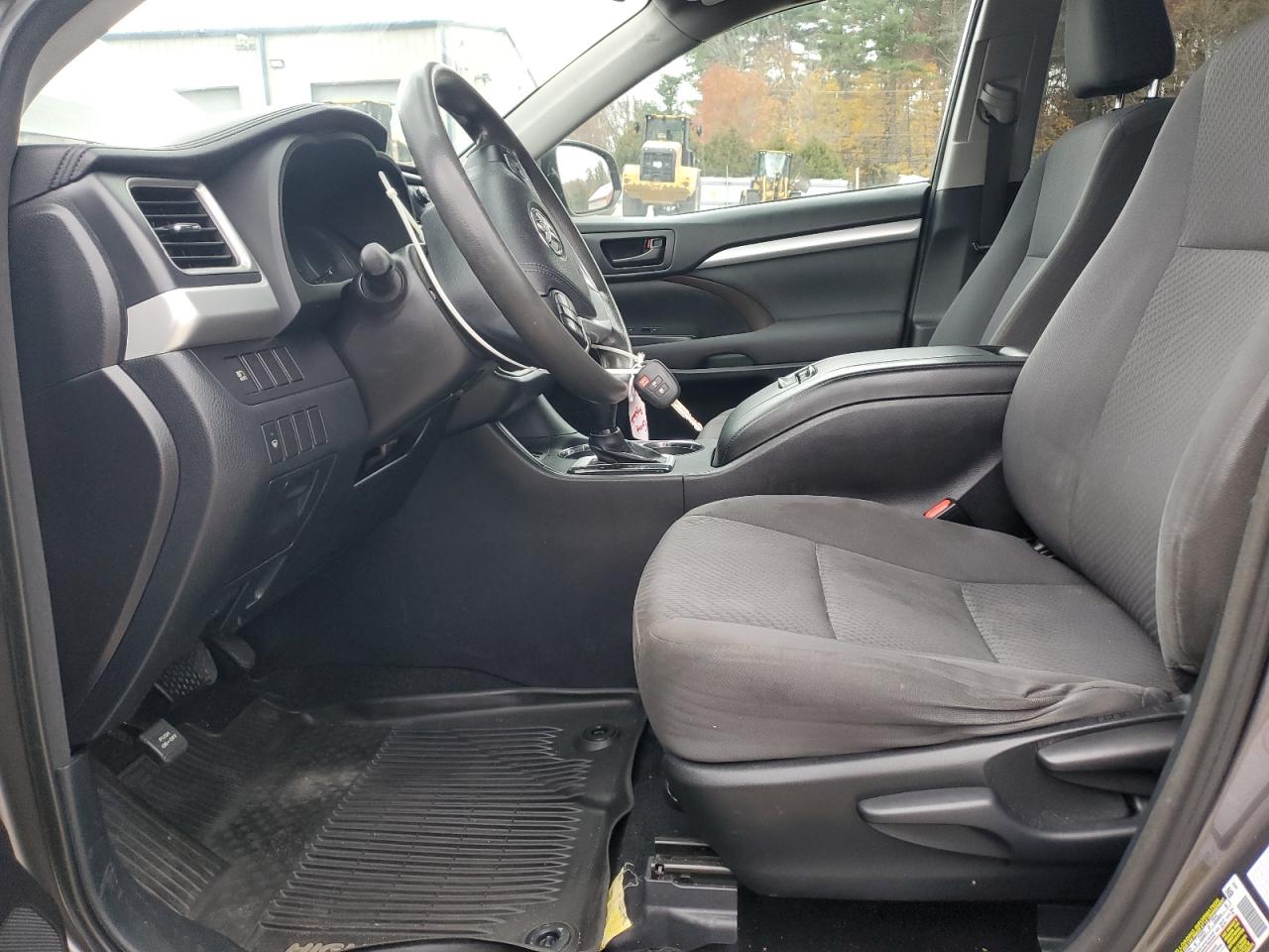 TOYOTA HIGHLANDER LE